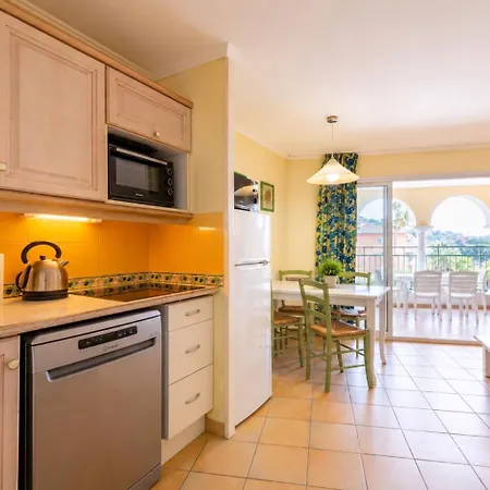 Pool And Sea View, Access, Parking By White House Διαμέρισμα *